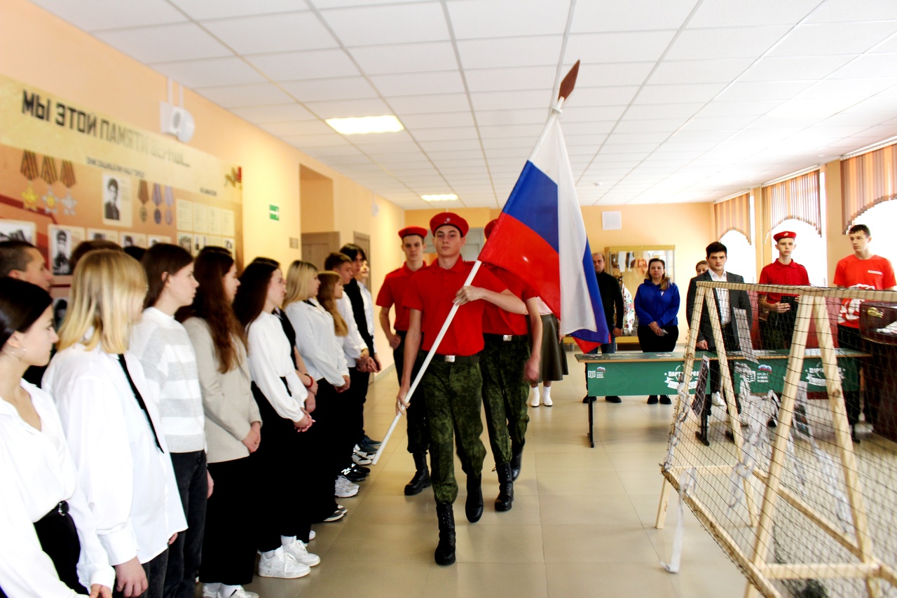 «СВОим с любовью».